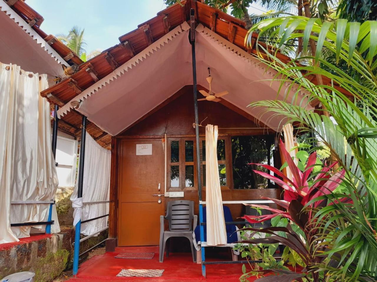 Hotel Shiv Sai Huts Canacona Pokoj fotografie